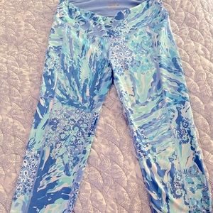 Lilly Pulitzer luxletic upf 50+ weekender crop
